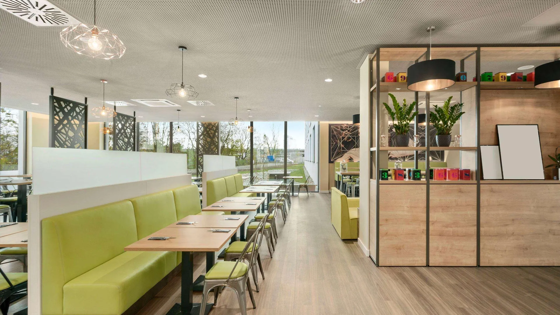 Super 8 By Wyndham Munich City North Germany