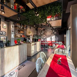 3* Hotel House Of Records