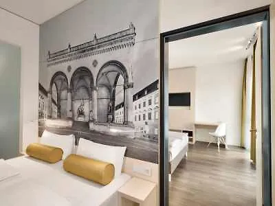 Super 8 By Wyndham Munich City North