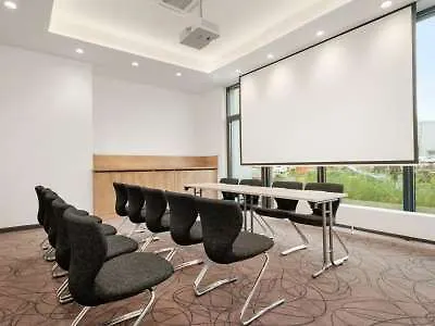 Hotel Super 8 By Wyndham Munich City North